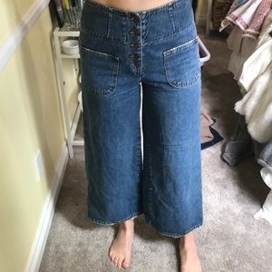 Free People aside leg crop jean